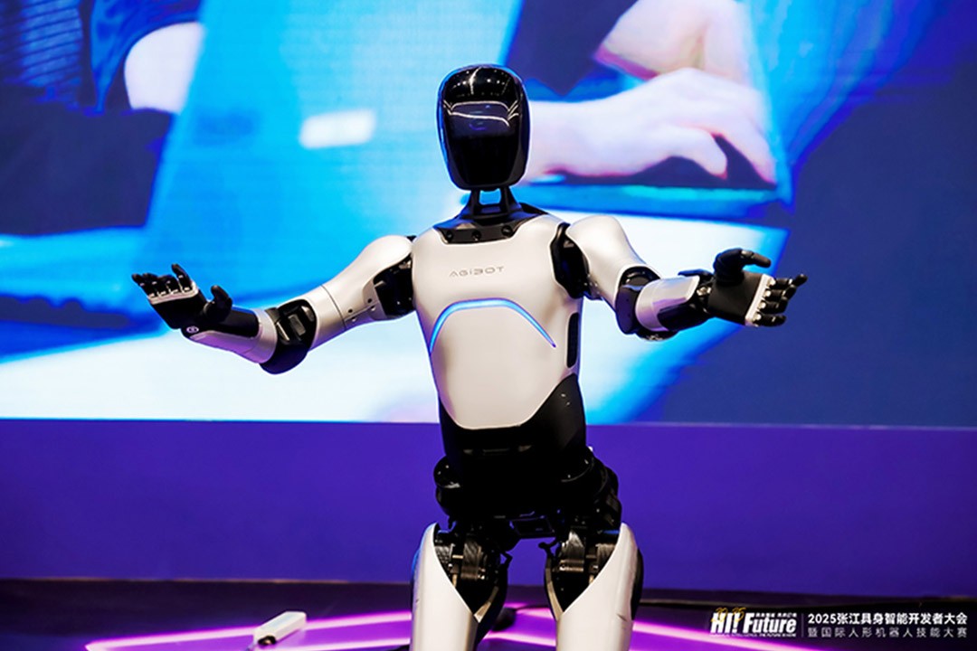 350vip浦京-以质为名丨华为Mate 70 Pro+高亮钛背后的材料工艺故事